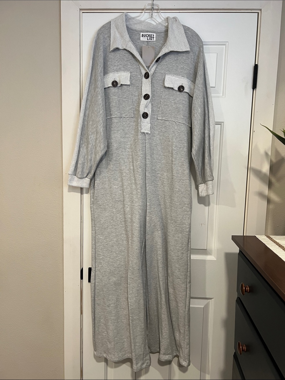 Bucket List Oversized Two-Tone Gray Wide Leg Jumpsuit Raw Edges Texture Button M - Picture 8 of 16